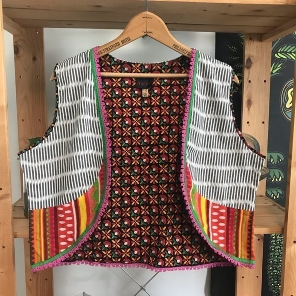 Anora Colorful Unique Boho Leaf Appliqué Vest Large - Picture 3 of 13